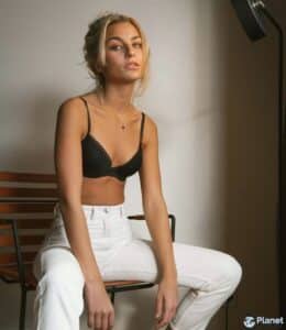 Comprehensive Guide to Dating Charming Icelandic Women